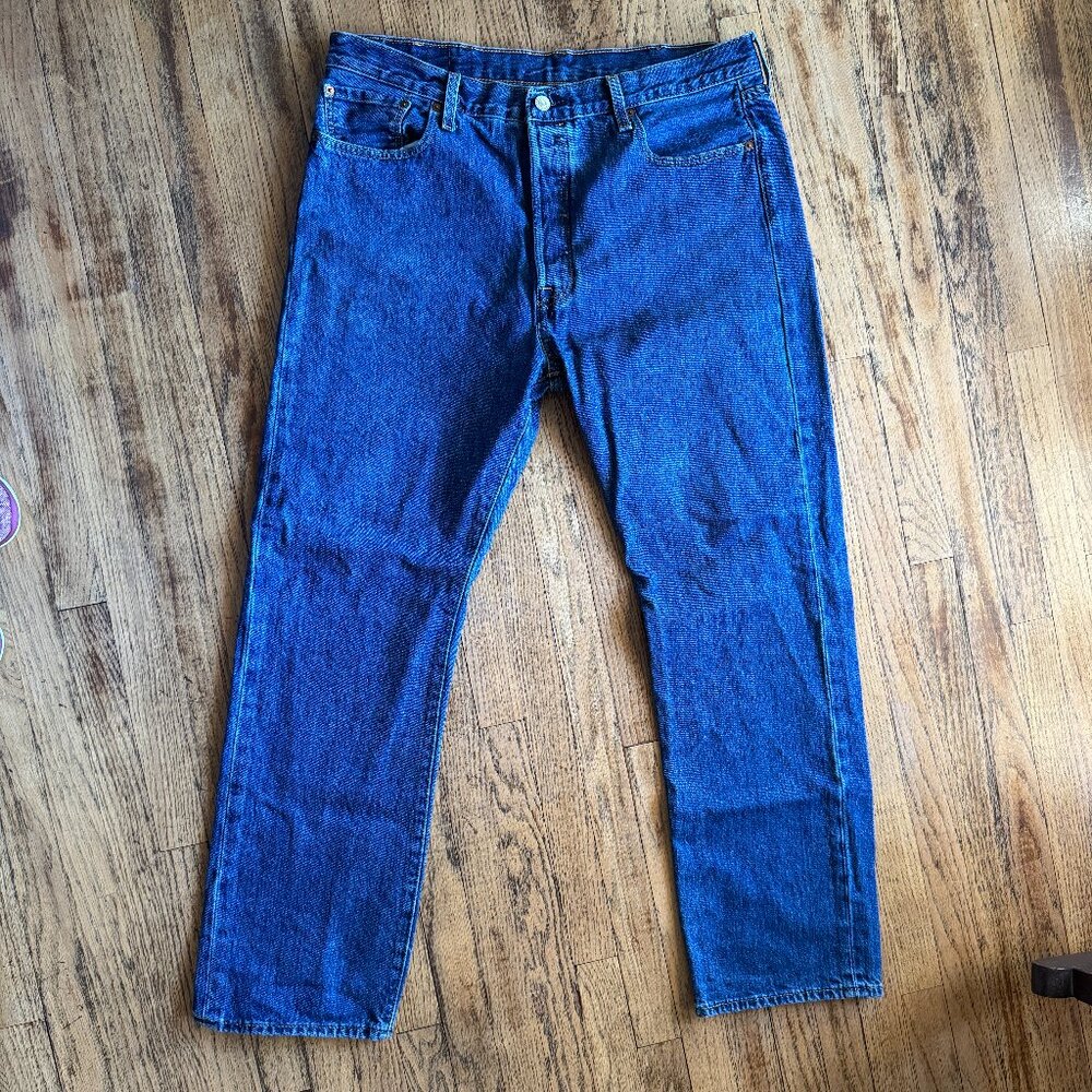 Levi’s Men’s 501 38 x 32 Button Fly 5 Pocket